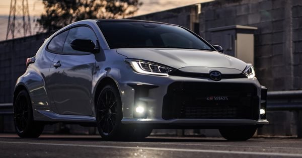 Toyota-GR-Yaris01-600x314.jpg