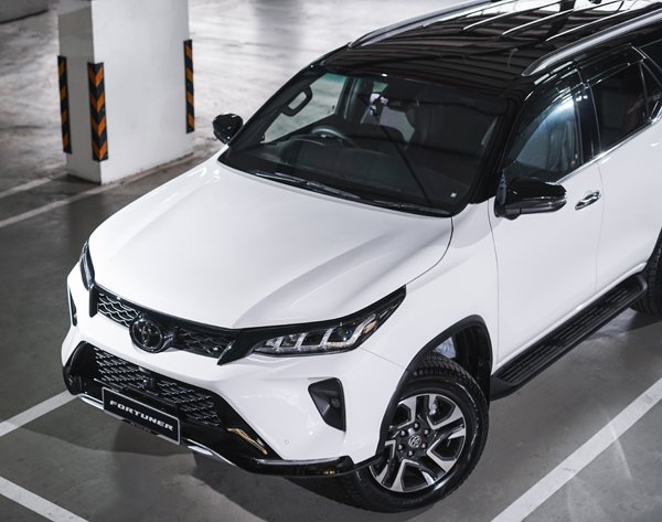 Toyota Fortuner.jpg