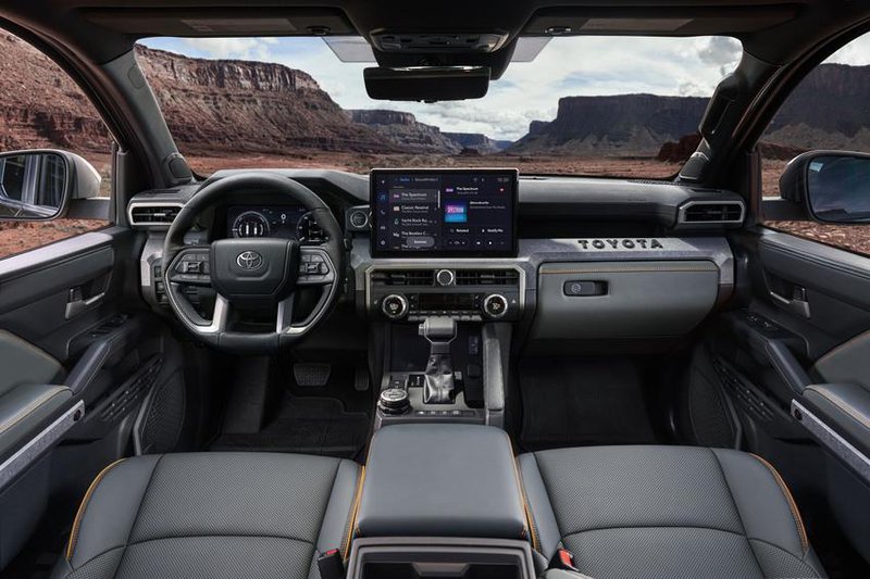 ▲高阶车型导入12.3寸数码仪表及14 寸中央触控荧幕，质感内装科技感。