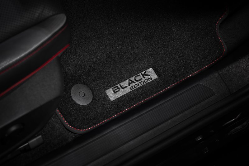 VW_Golf_GTI_Black_Edition_Floor_Mat.jpg