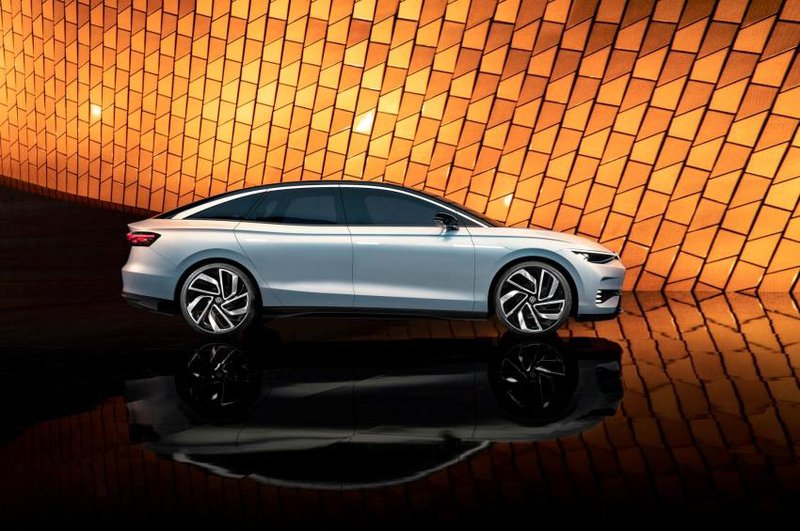 Volkswagen ID Aero Concept_2.jpg