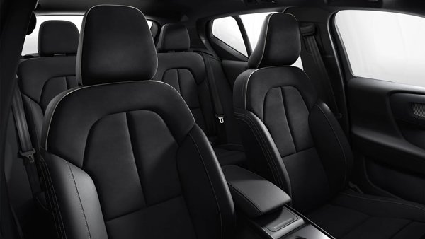 Volvo-XC40-Recharge02.jpg