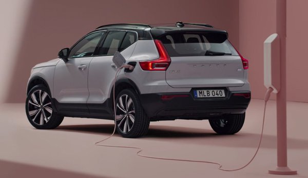 Volvo-XC40-Recharge06.jpg