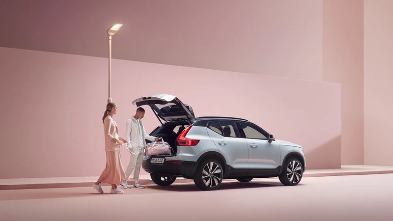 Volvo-XC40-Recharge07.jpg