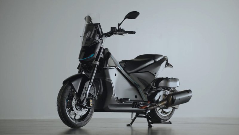 Yamaha-Series-Parallel-HEV-Proto-1.jpg