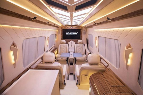 smol-benz-sprinter-9-sitzer-Klassen_10.jpg